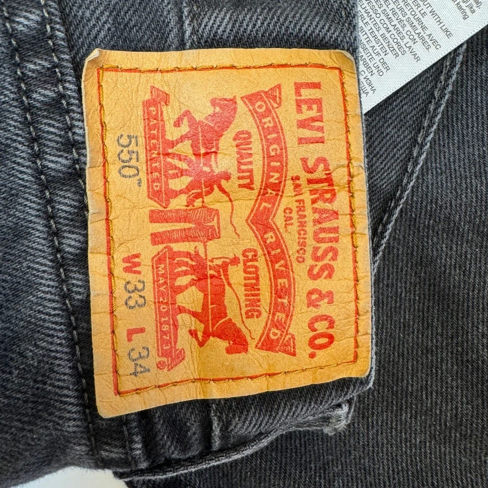 Levi Jeans Mens W33 L32 Black 550 Relaxed Fit Straight Leg Denim
